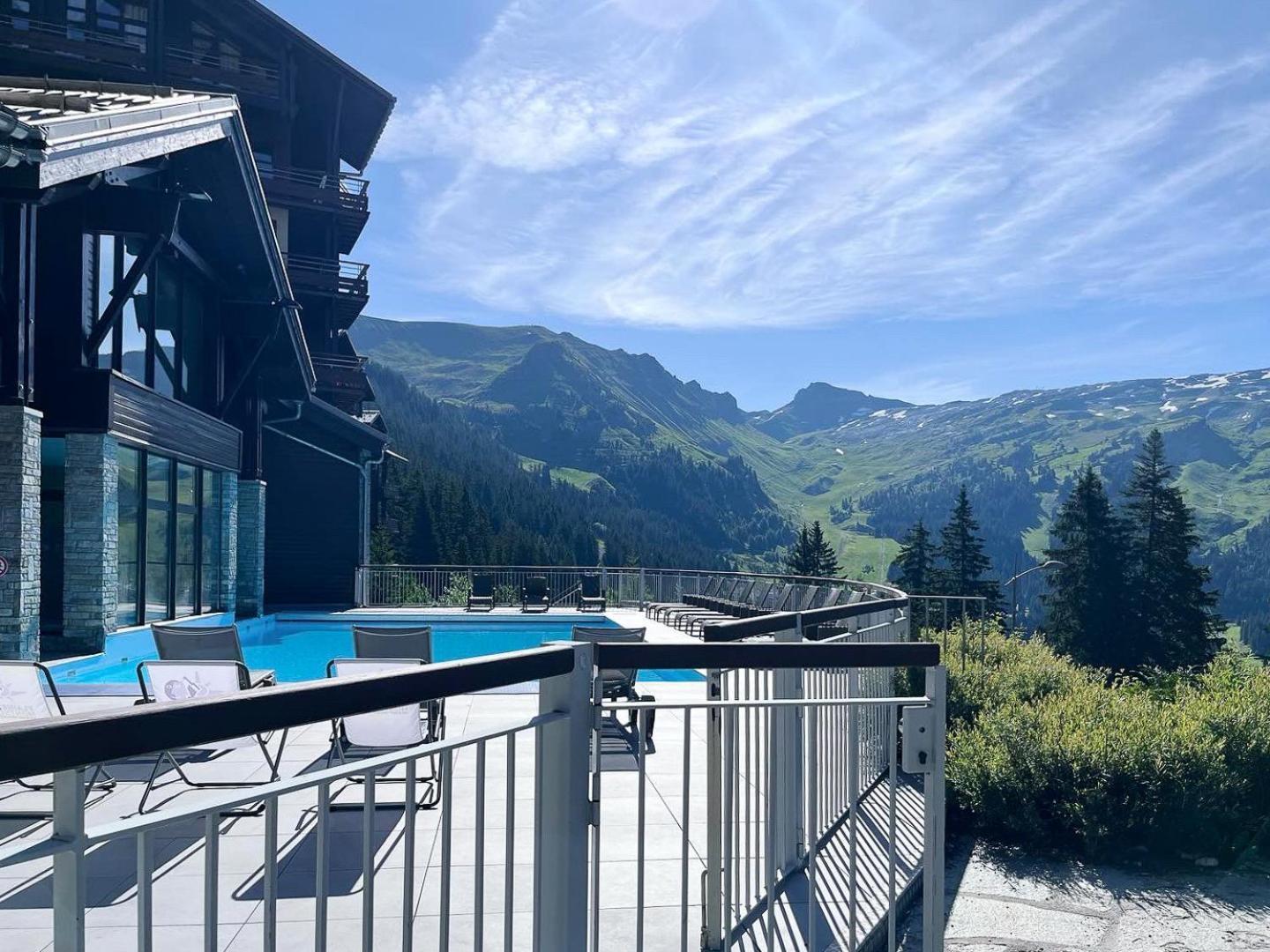 Large One-Bedroom Apartment, Wheelchair Adapted, Les Terrasses D'Eos Flaine Exteriör bild