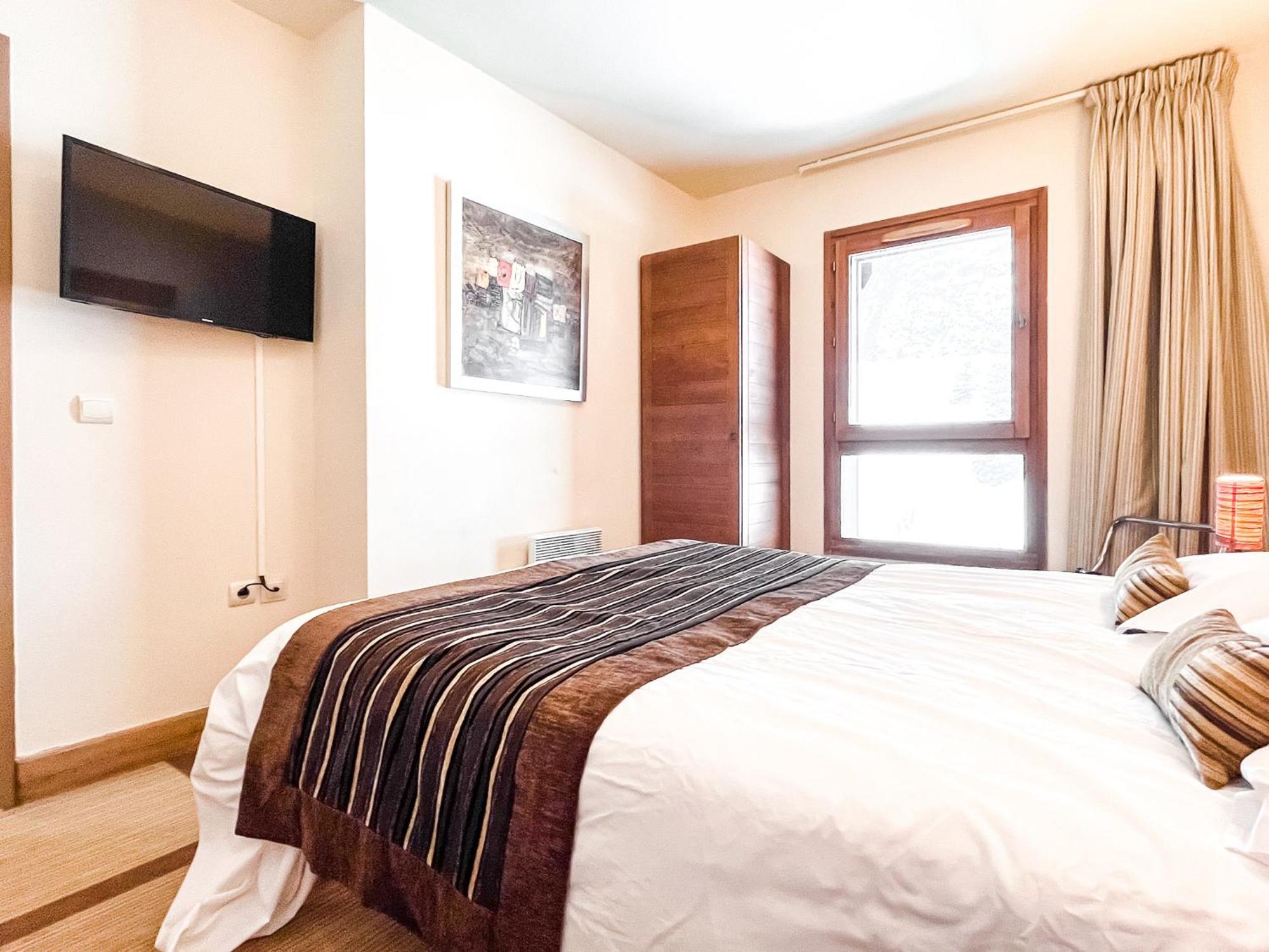 Large One-Bedroom Apartment, Wheelchair Adapted, Les Terrasses D'Eos Flaine Exteriör bild