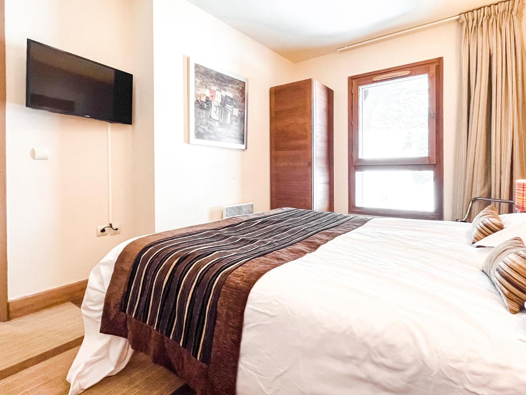 Large One-Bedroom Apartment, Wheelchair Adapted, Les Terrasses D'Eos Flaine Exteriör bild