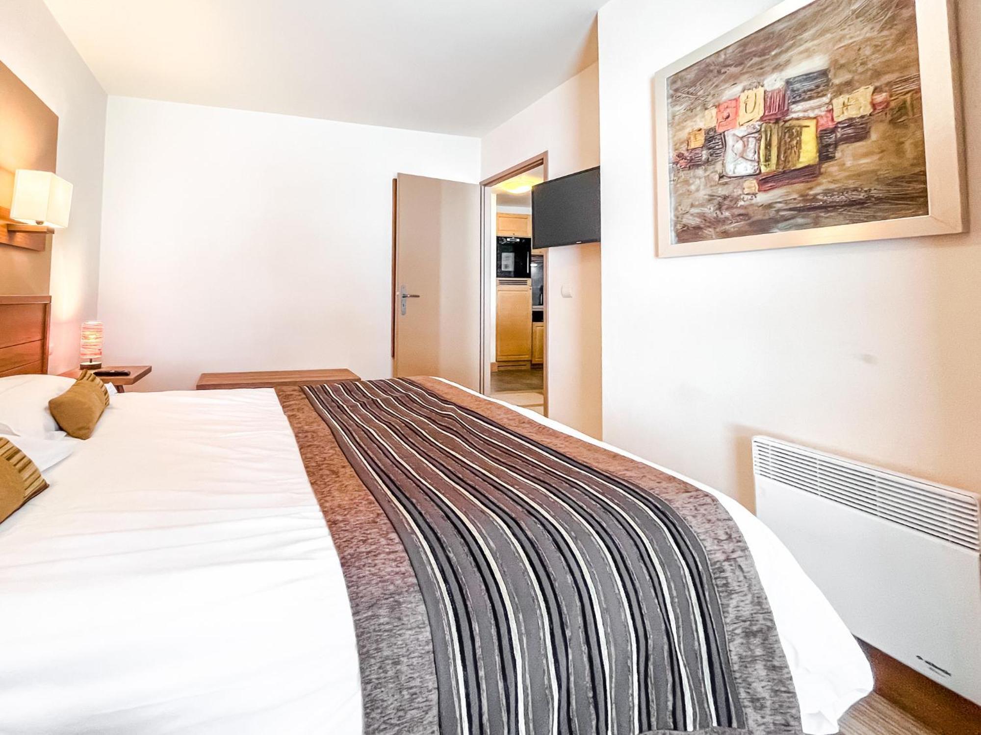 Large One-Bedroom Apartment, Wheelchair Adapted, Les Terrasses D'Eos Flaine Exteriör bild